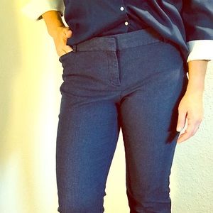 Van Heusen Ladies pinstripe blue slacks S 8 🔥